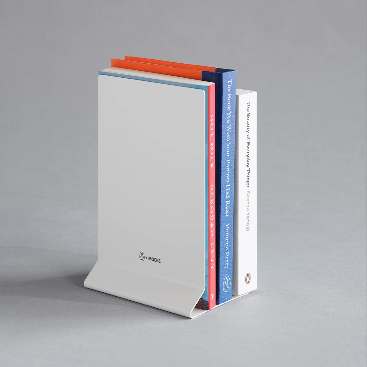 MOEBE Book Stand Moebe x Penguin Sand