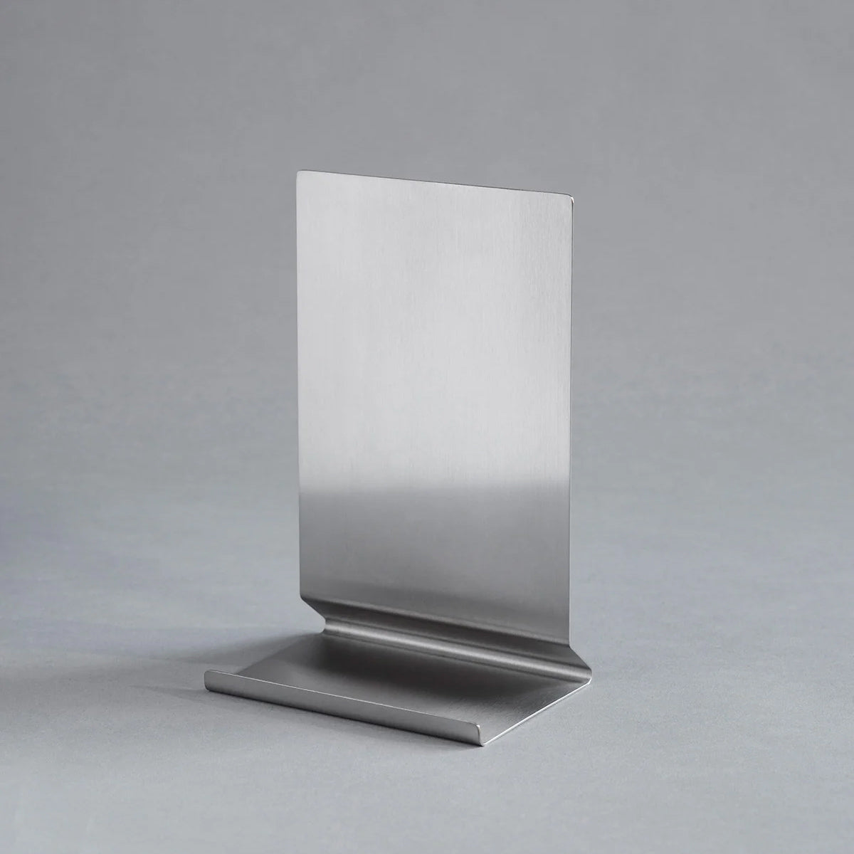 MOEBE Book Stand Moebe x Penguin Stainless steel
