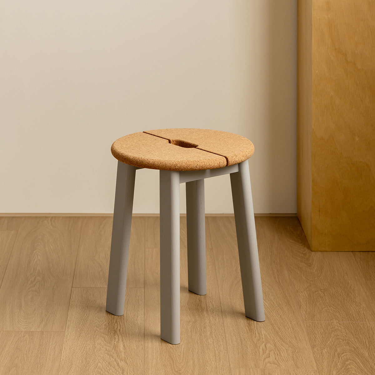 esaila Bravo Stool Grey Ash Cork