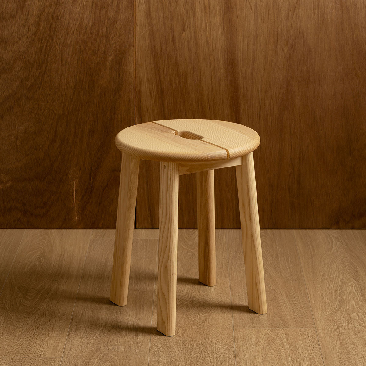 esaila Bravo Stool Natural Ash