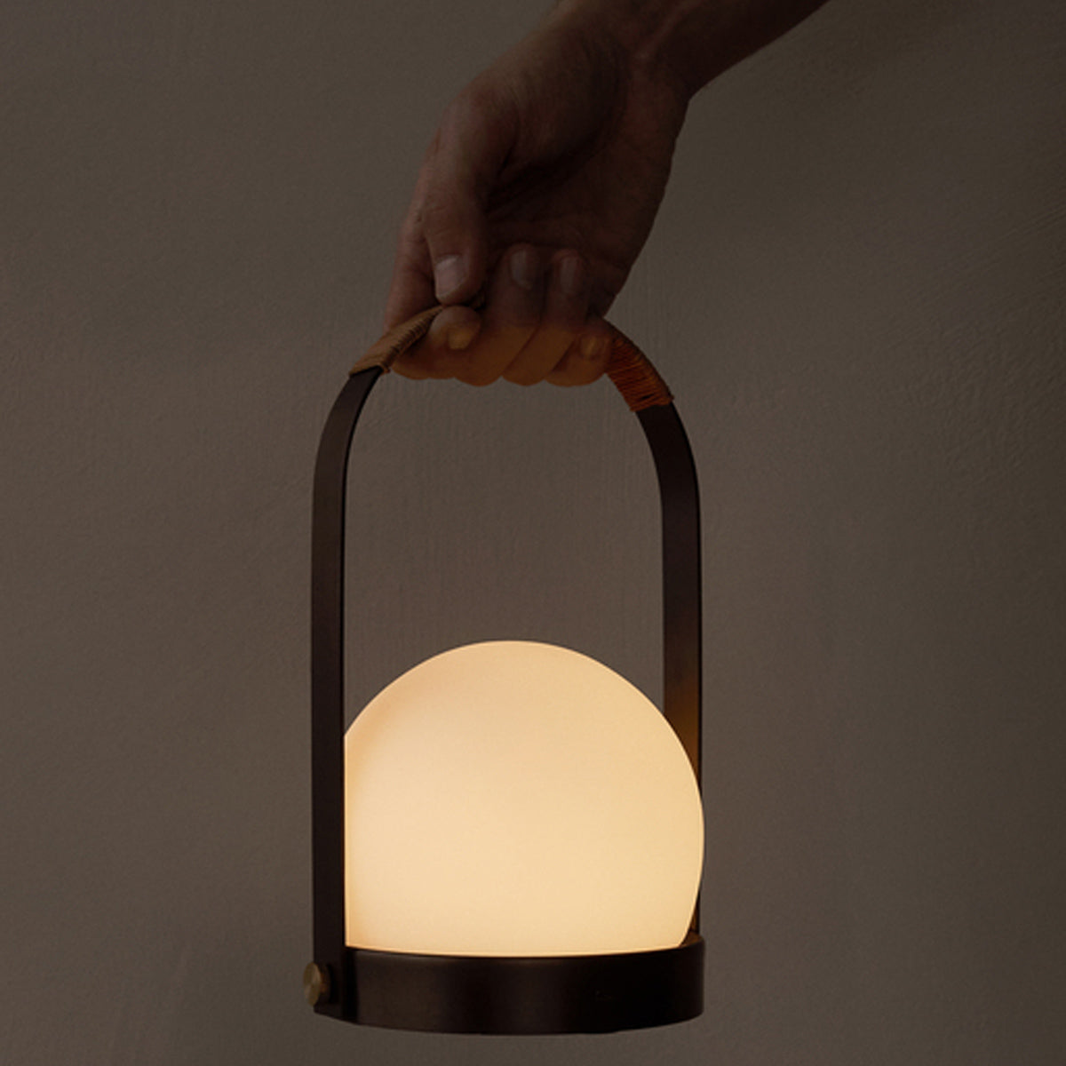 Audo Carrie LED Lamp Bronzed Brass Leather