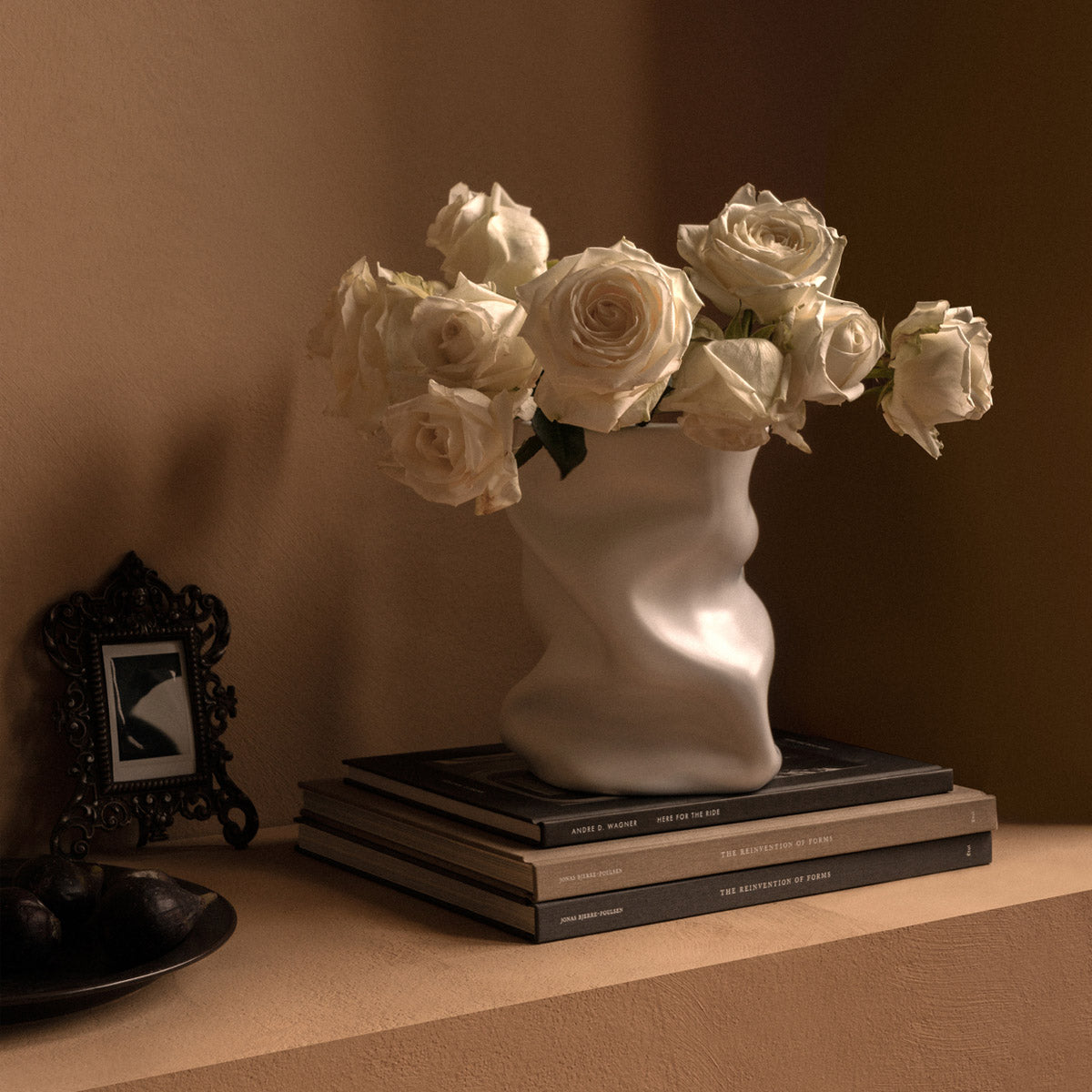 Audo Collapse Vase H30 Black