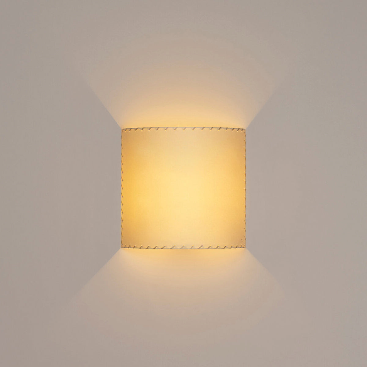 Santa&Cole  Comodin Square Beige Parchment