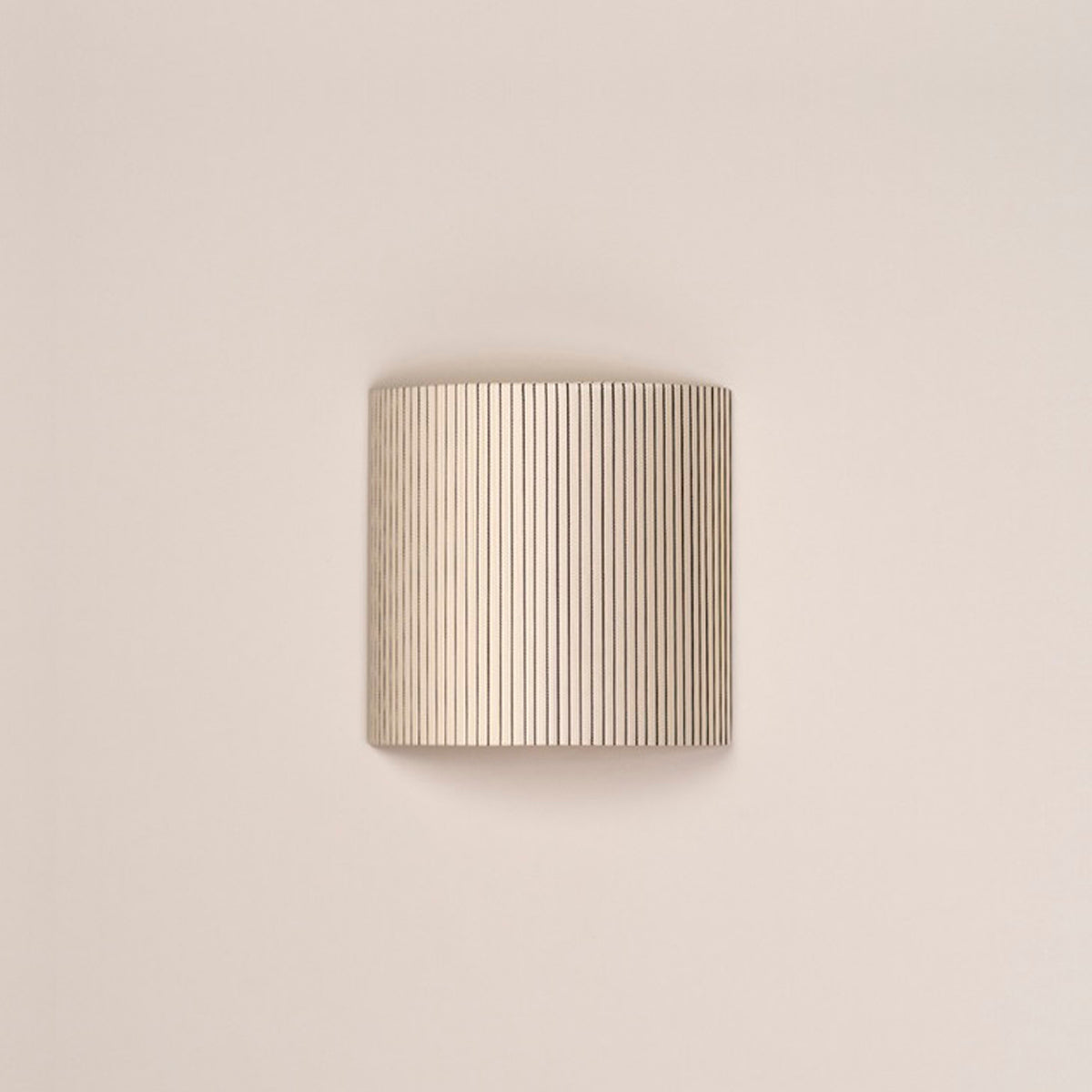 Santa&Cole  Comodin Square Thin Stripe