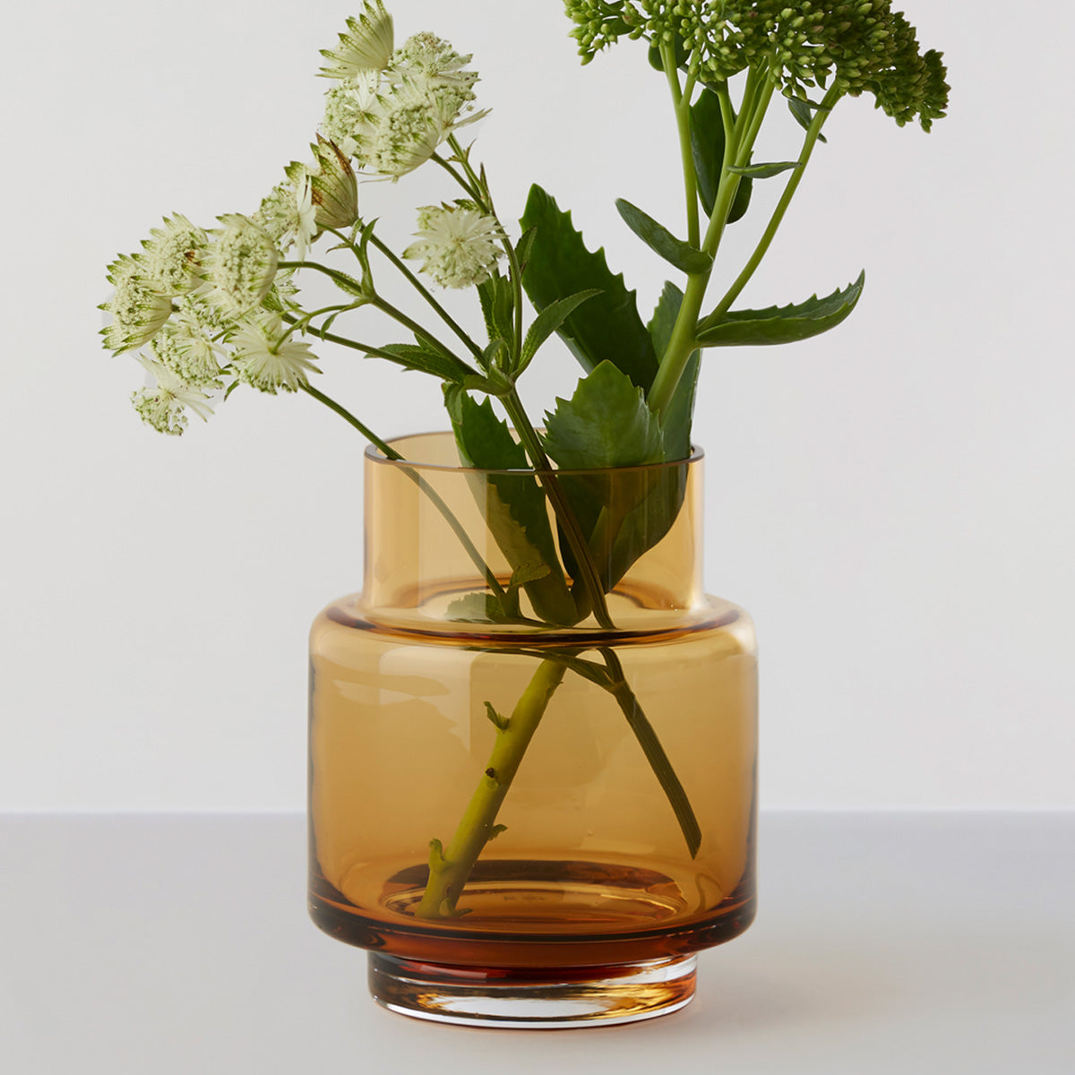 RO Collection Hurricane No53 Flower Vase Amber