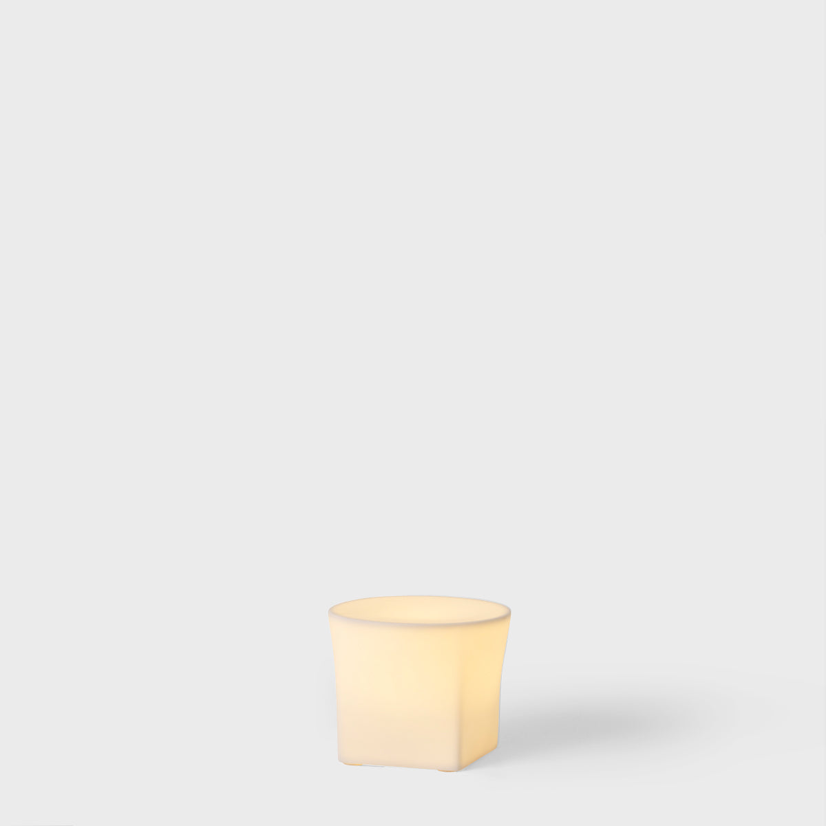 Audo Ignus Flameless Candle H8