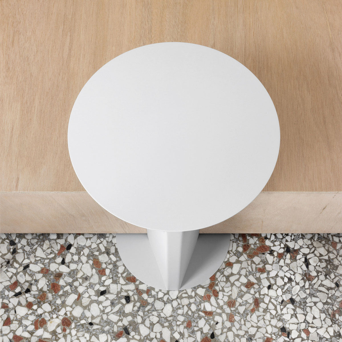esaila Kipa Table Grey