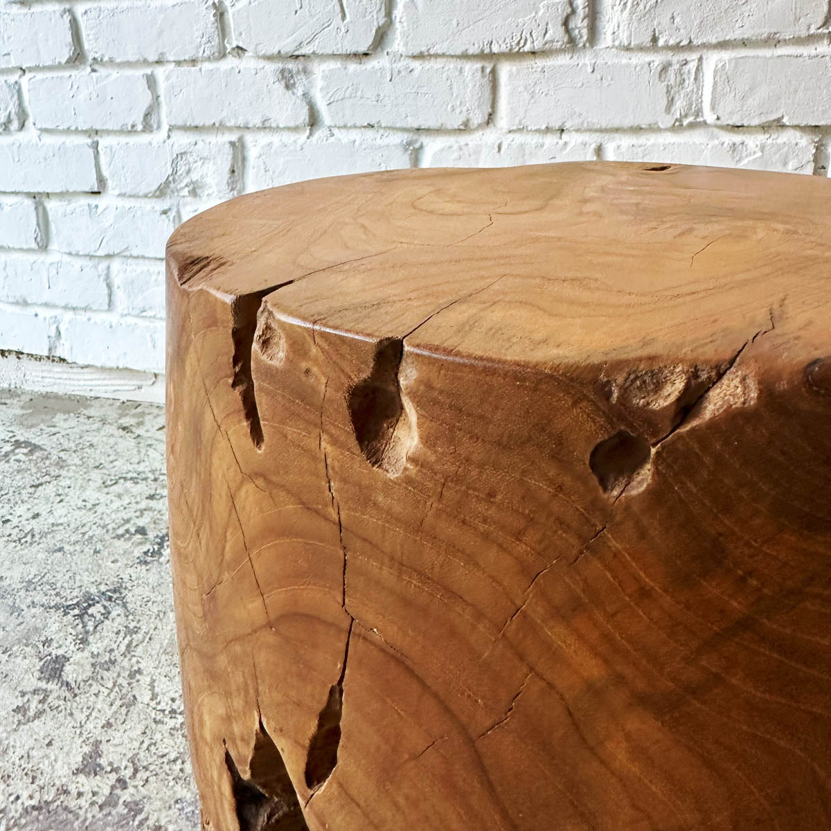 Log Side Stool #Q