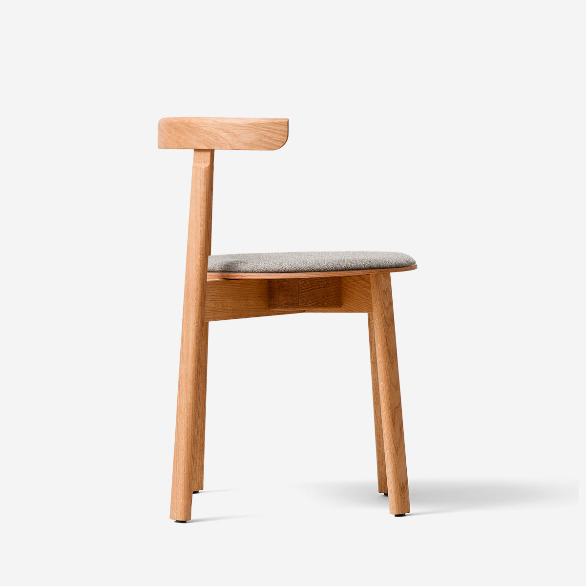 FORM & REFINE Lunar Chair Oak Hallingdal 65-0227