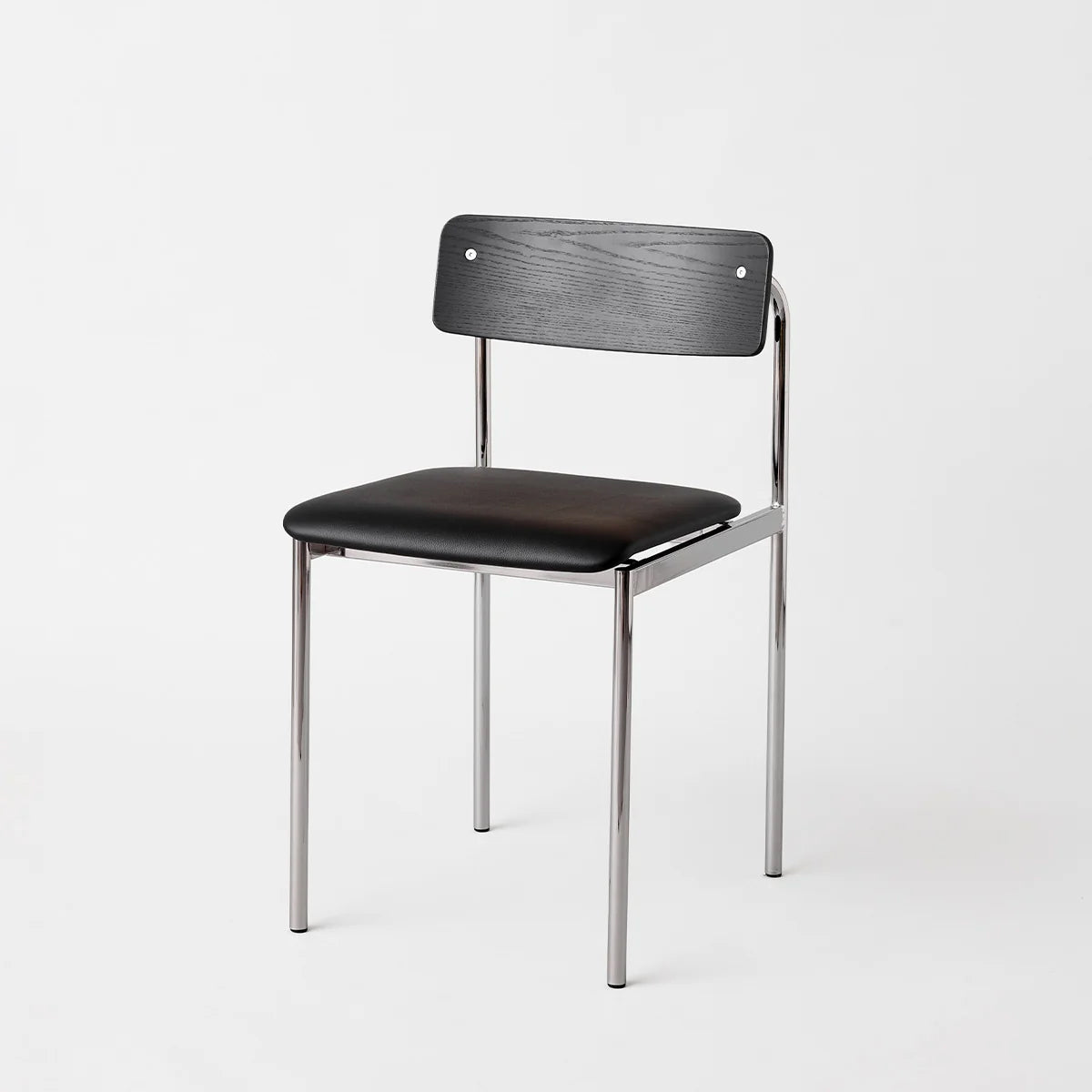 MOEBE Offset Chair Chrome Black Black Leather