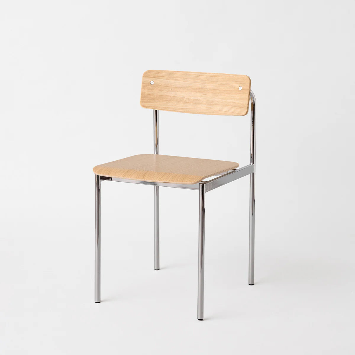 MOEBE Offset Chair Chrome Lacquered Oak