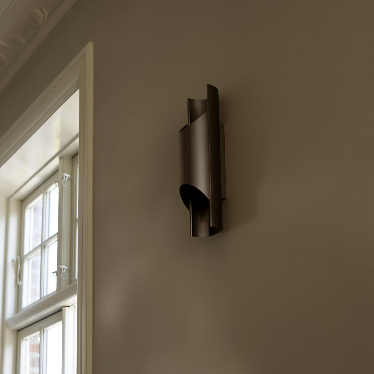 LYFA PAN Wall 95 Bronze