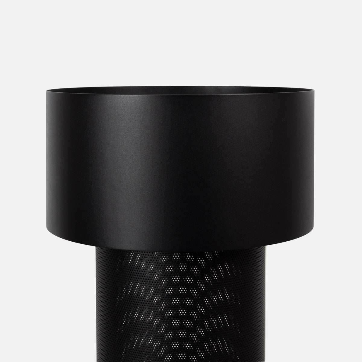 esaila Pedestal Box Black