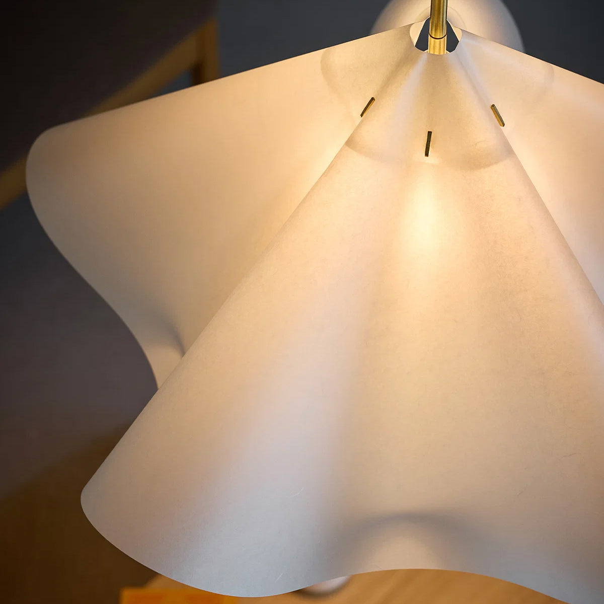 MOEBE Sinuate Pendant M White Brass