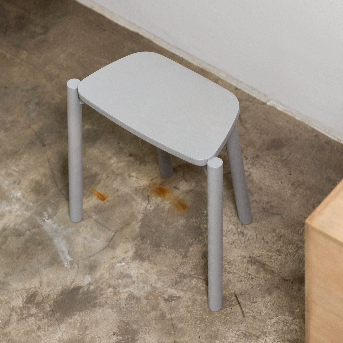 esaila Tars Stool Grey Ash