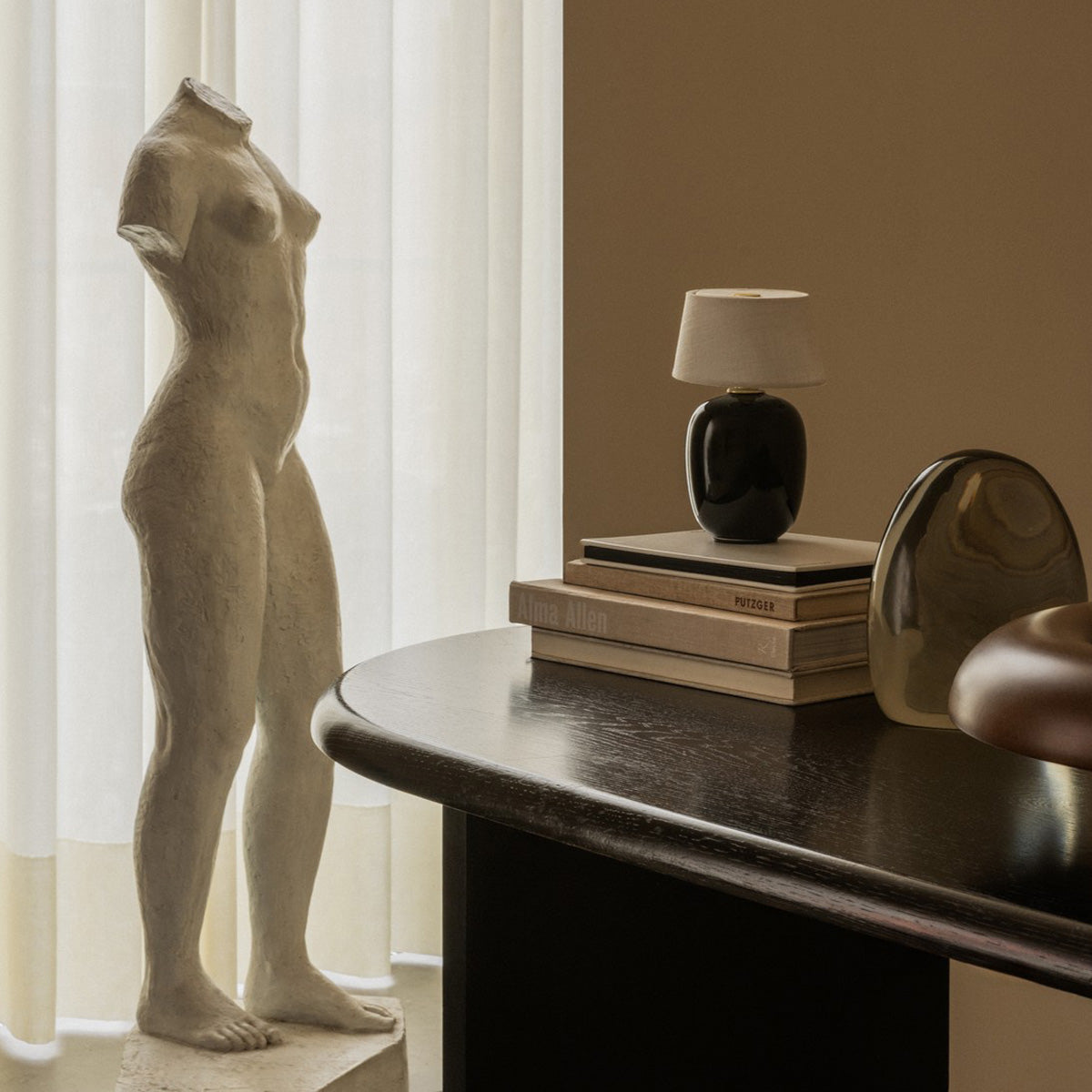 Audo Torso Table Lamp Portable Black