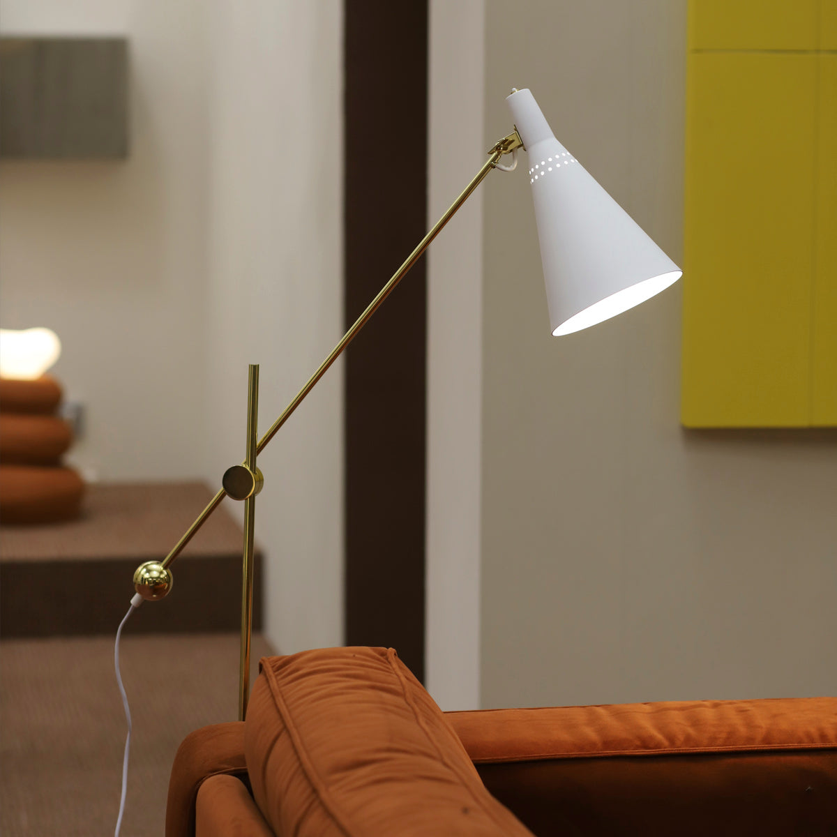 Innolux Tapio Floor Lamp White