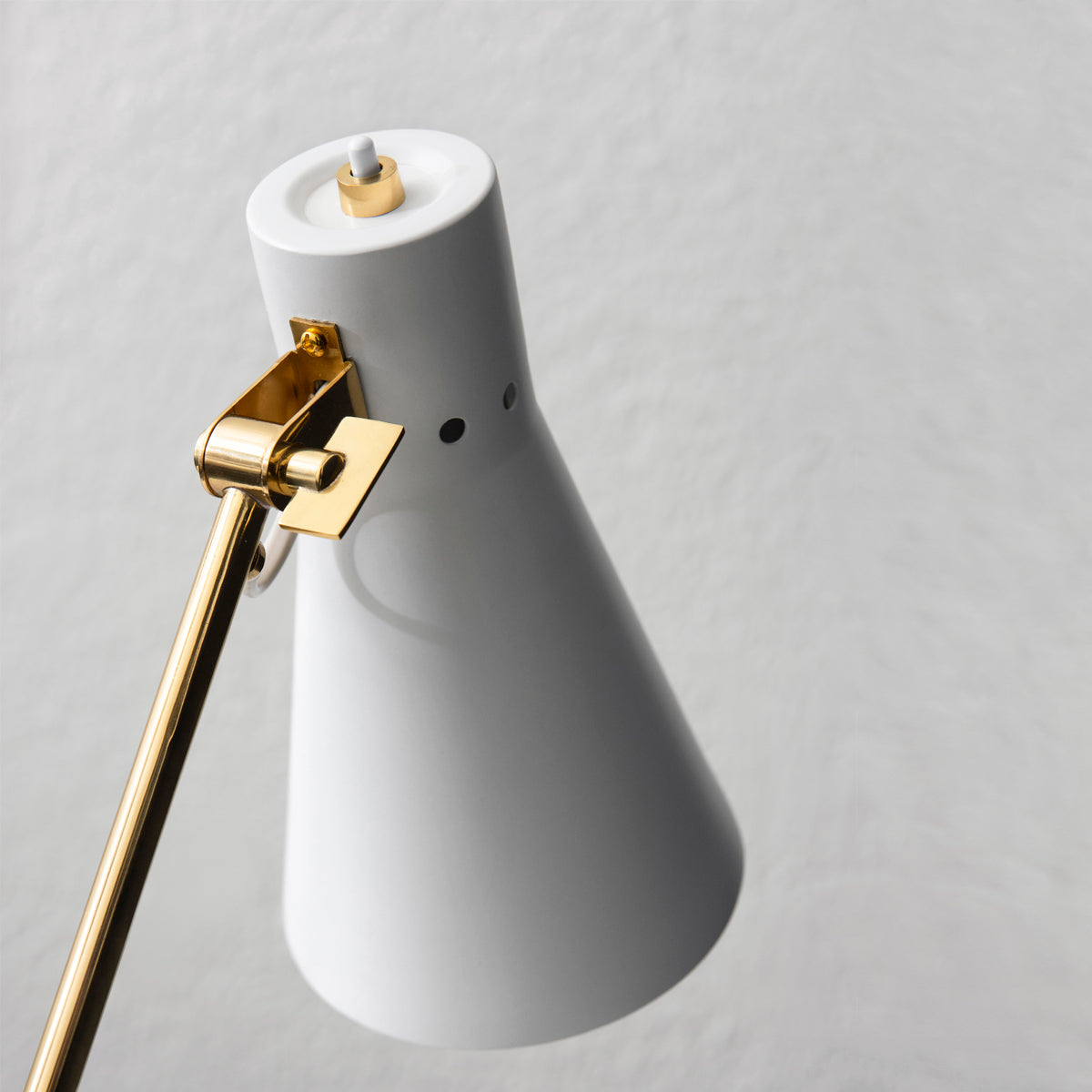 Innolux Tapio Table Lamp White