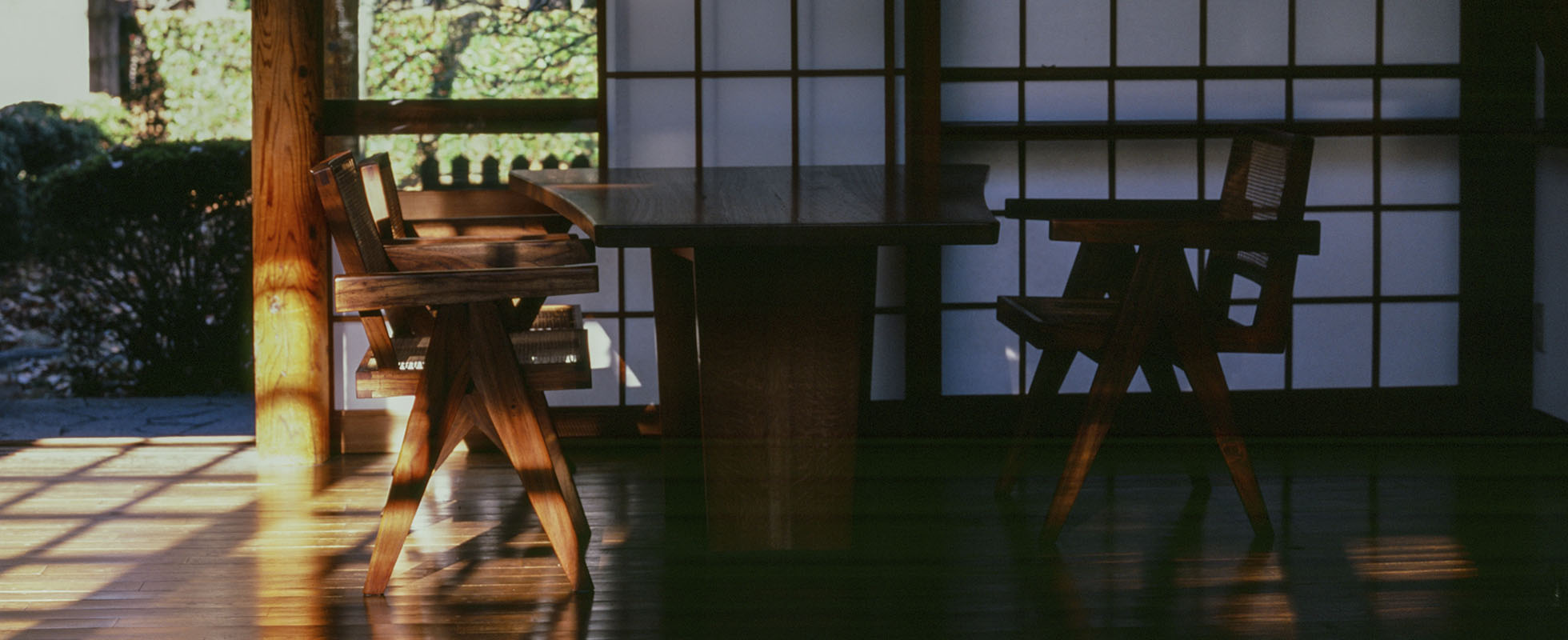 TEAK DAYS ジャンヌレ 復刻 プロジェクト 名作 フローティングバック