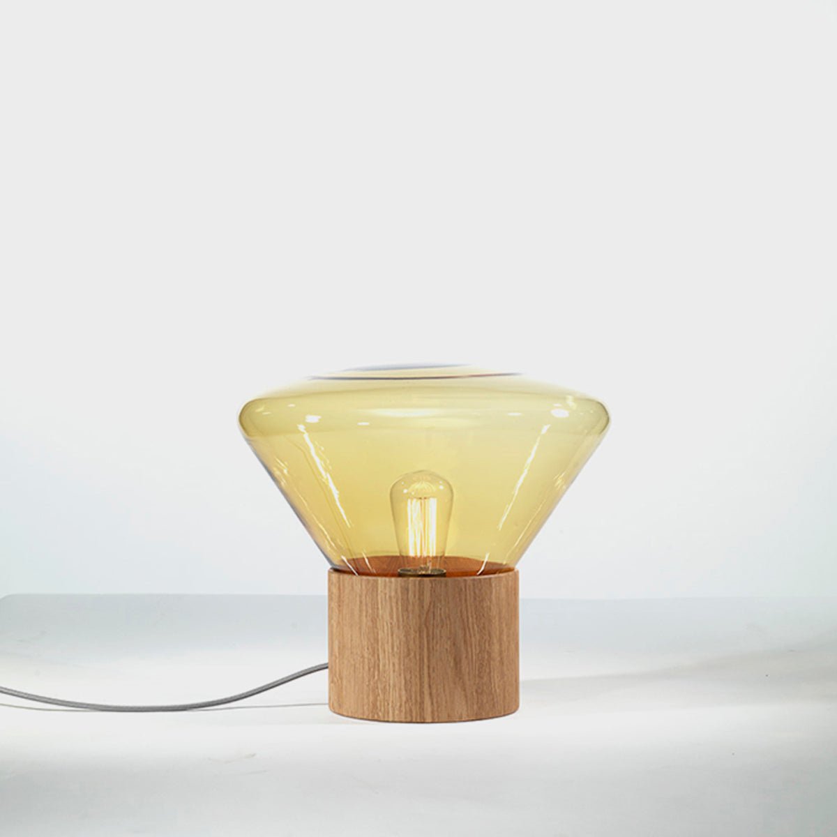 BROKIS Muffins Table Light Amber Oak (M size)