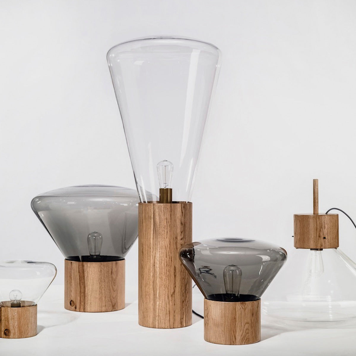 BROKIS Muffins Table Light Smoke Grey Walnut (M size)