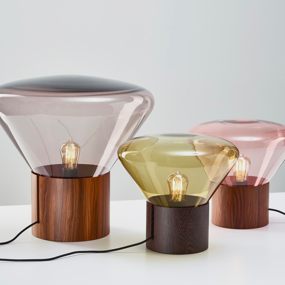 BROKIS Muffins Table Light Amber Oak (S size)
