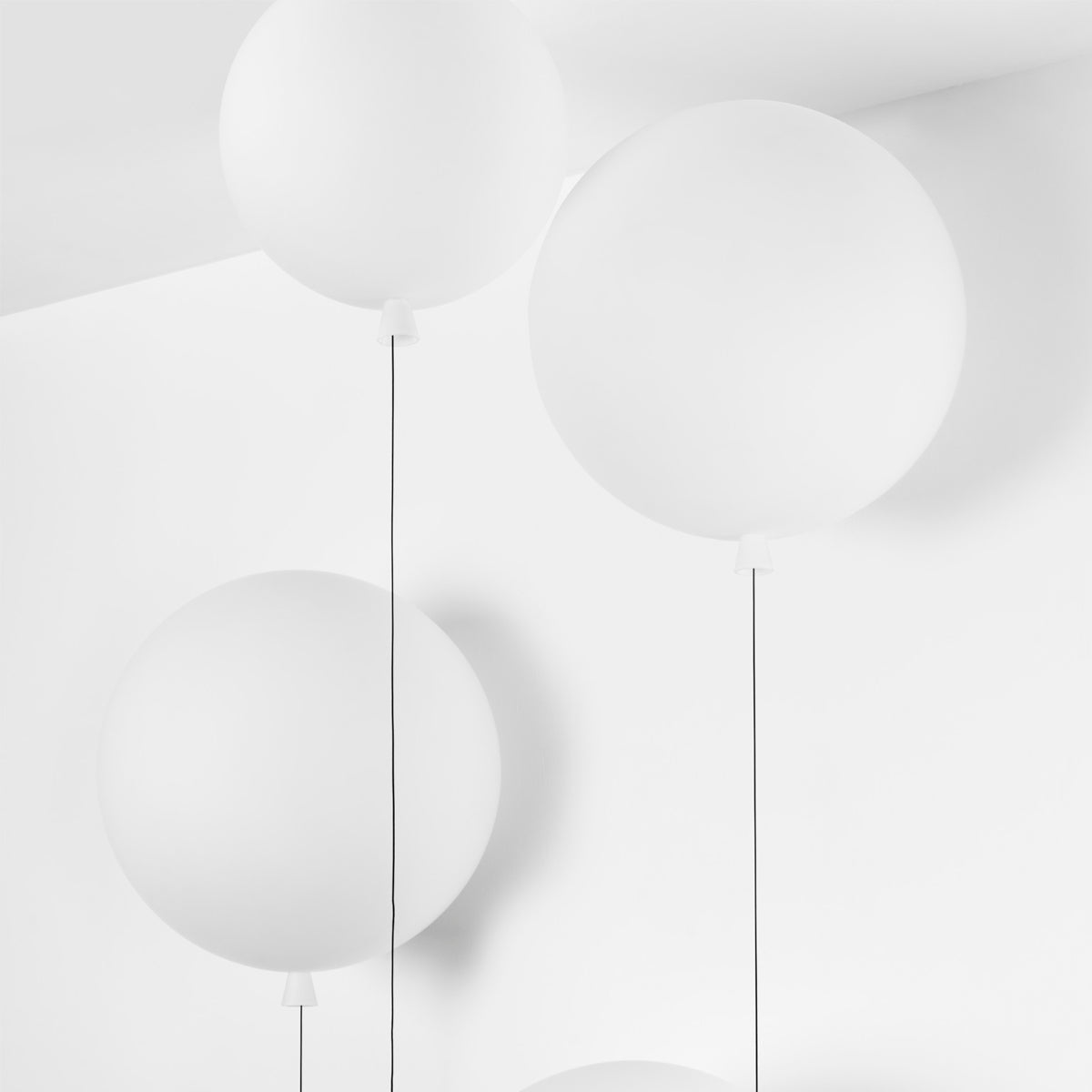 BROKIS Memory Ceiling light M Glossy Opal