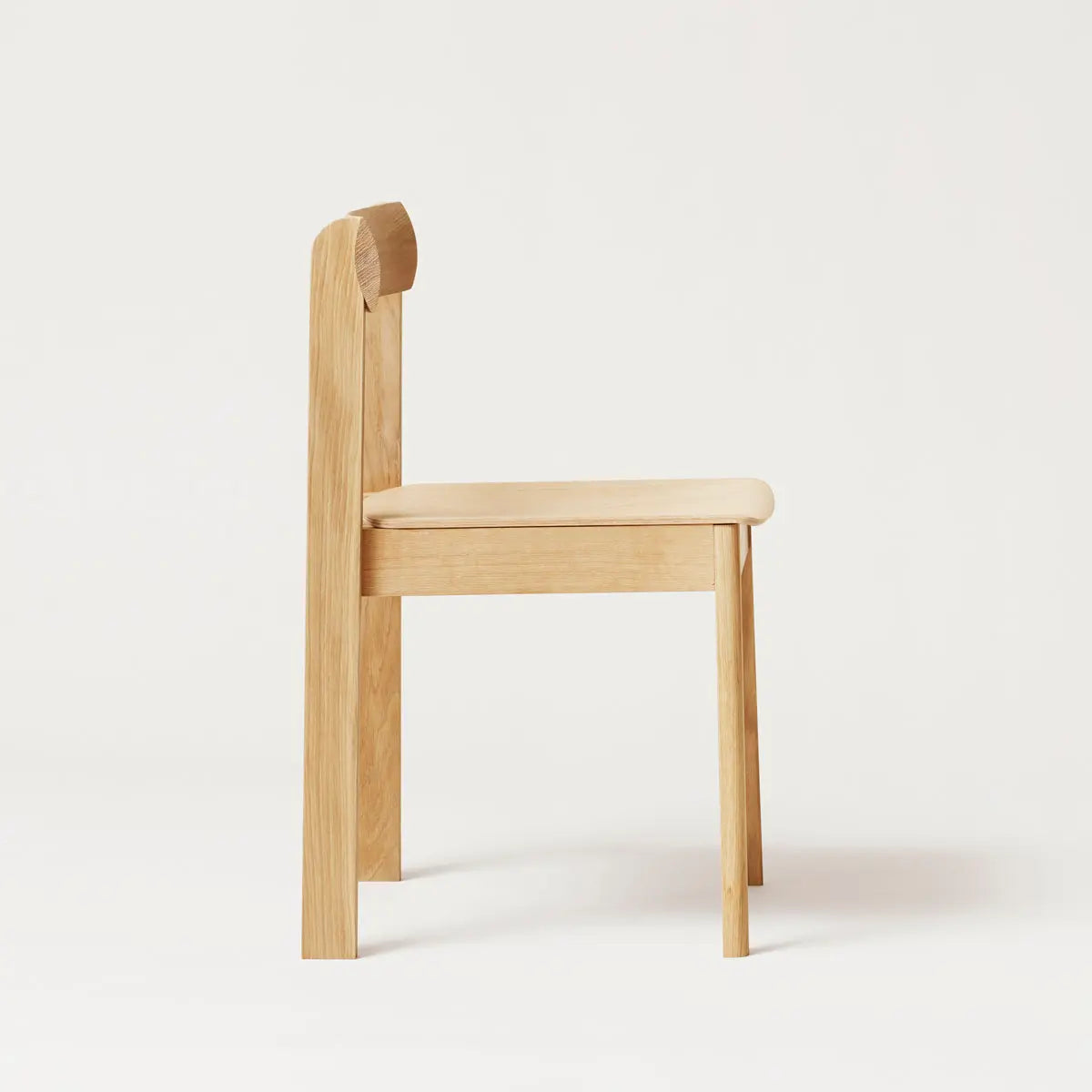 Blueprint chair white oak FORM AND REFINE