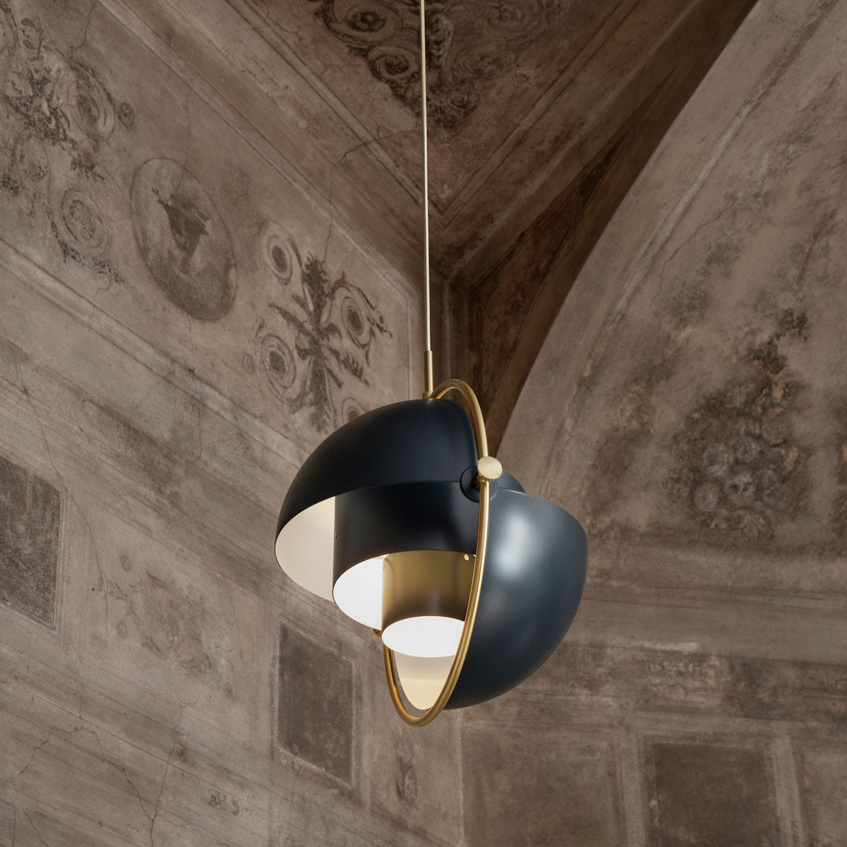 GUBI Multi-Lite Pendant Black / Brass base – D9 STUDIO