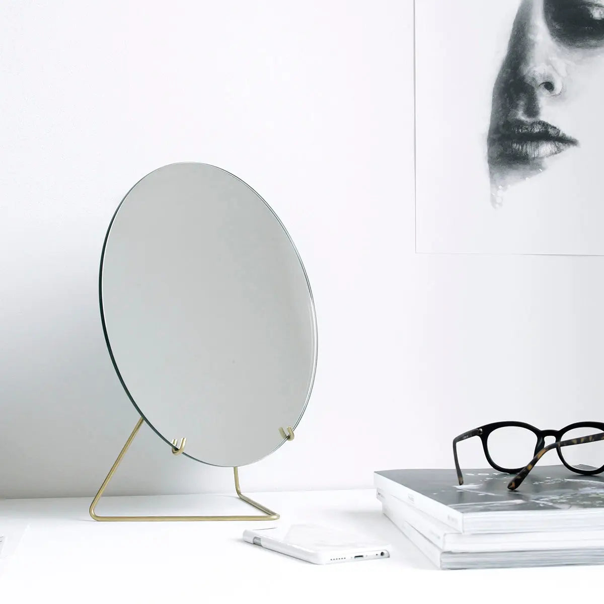 MOEBE | STANDING MIRROR (brass) 20cm、ミラー MOEBE(ムーベ)ブラス