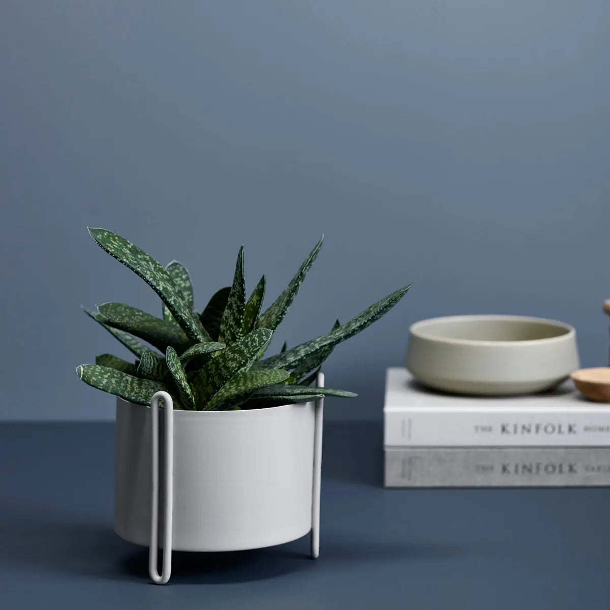 ウッド　Pedestal Planter Small Grey　WOUD WOUD