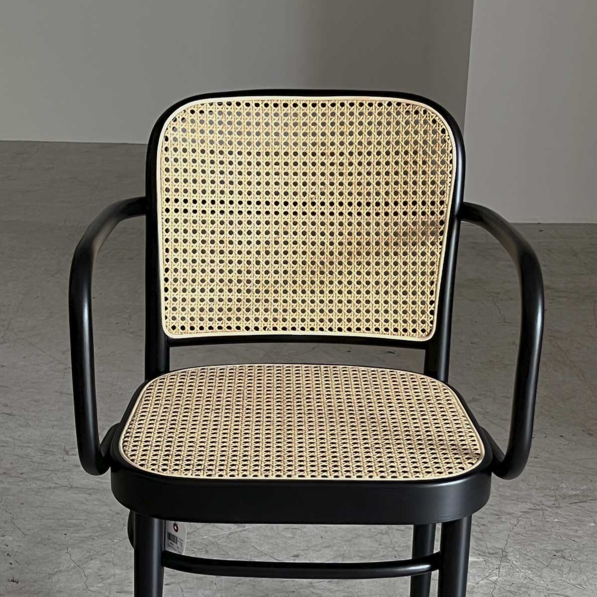 TON No.811 Arm Chair Black ヨーゼフ・ホフマン THONET Josef TON No.811 Arm Chair Black ヨーゼフ・ホフマン THONET Josef