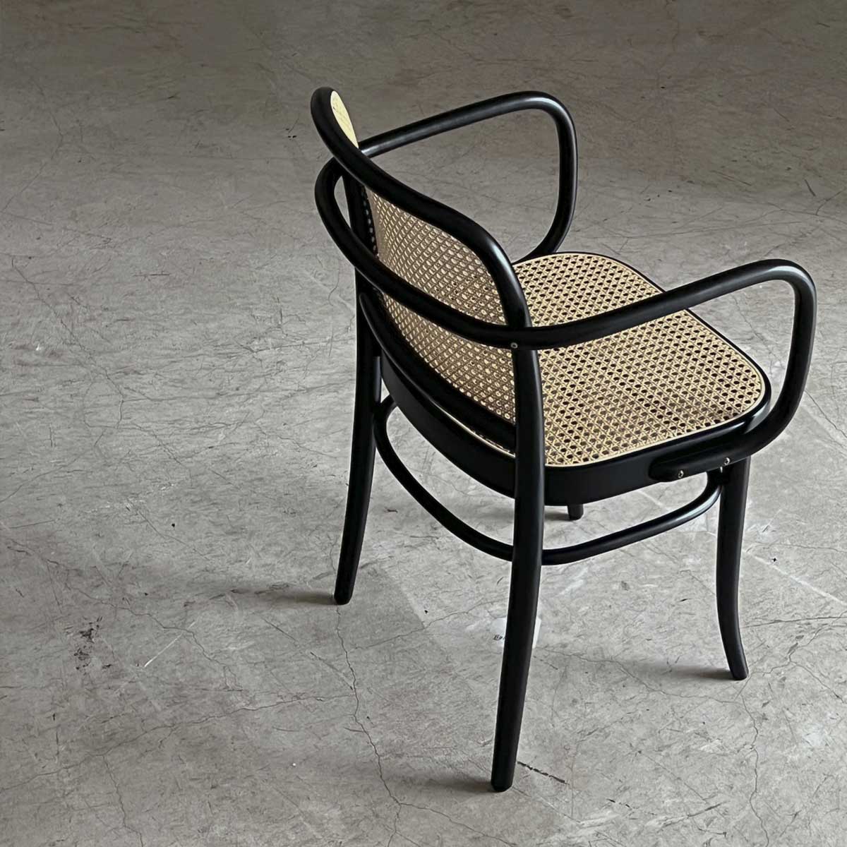 TON No.811 Arm Chair Black ヨーゼフ・ホフマン THONET Josef Hoffman