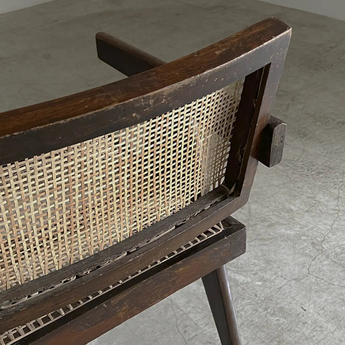 Pierre Jeanneret Floating Back Chair Vintage フローティング Pierre Jeanneret Floating Back Chair Vintage フローティング