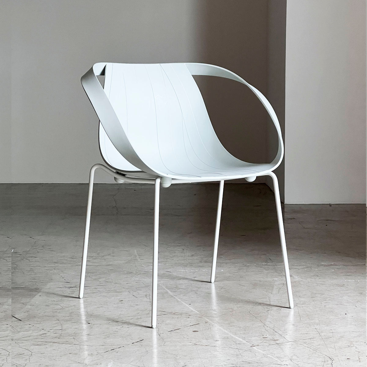 MOROSO インポッシブルウッド アームチェア MOROSO インポッシブルウッド アームチェア MOROSO Impossible Wood